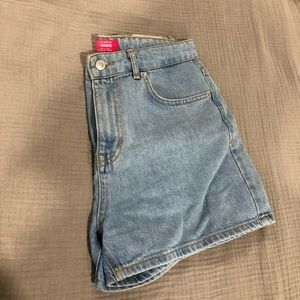 Pull & Bear Mom Jean Shorts - Light Wash - Size 6
